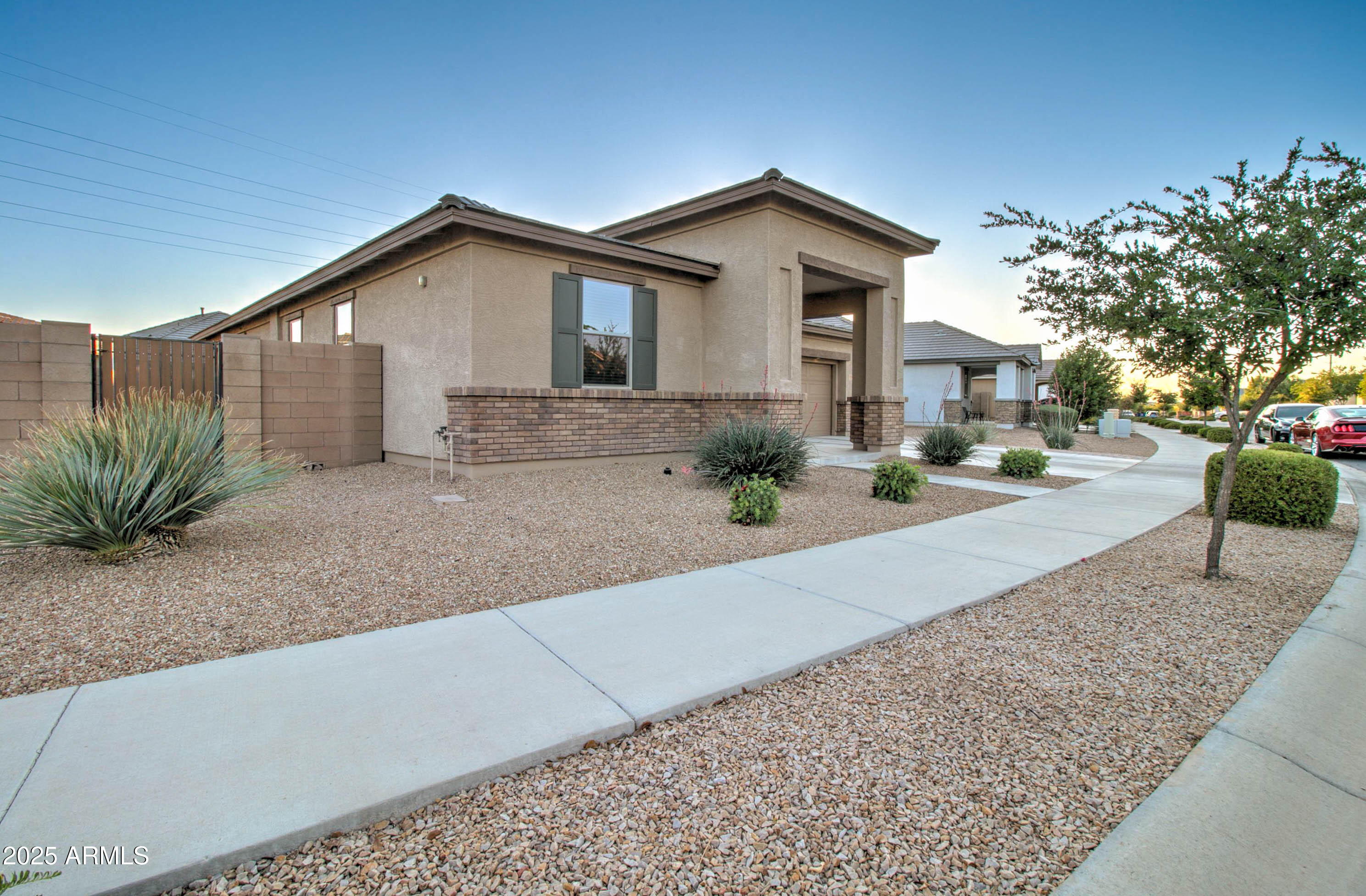 22601 E VIA LAS BRISAS --