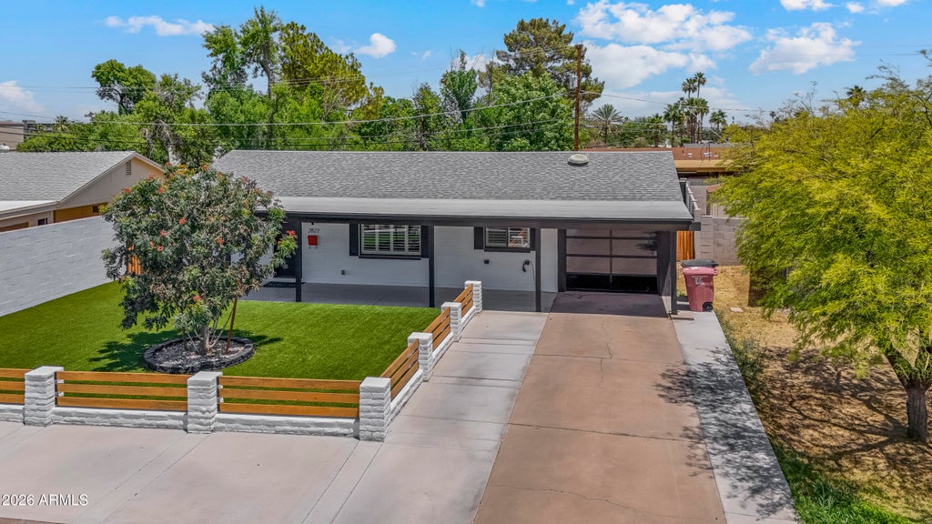 Photo of 2827 N 69th Place, Scottsdale, AZ 85257 (MLS # 7037787)