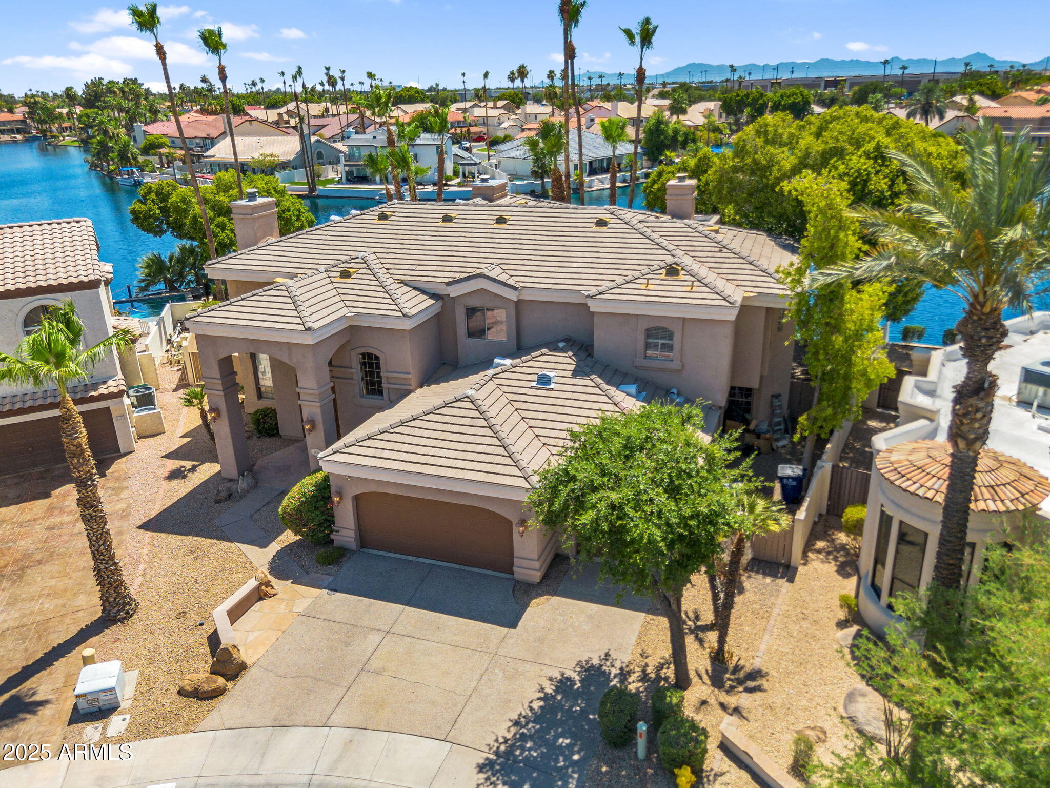 1410 W SANDPIPER Drive