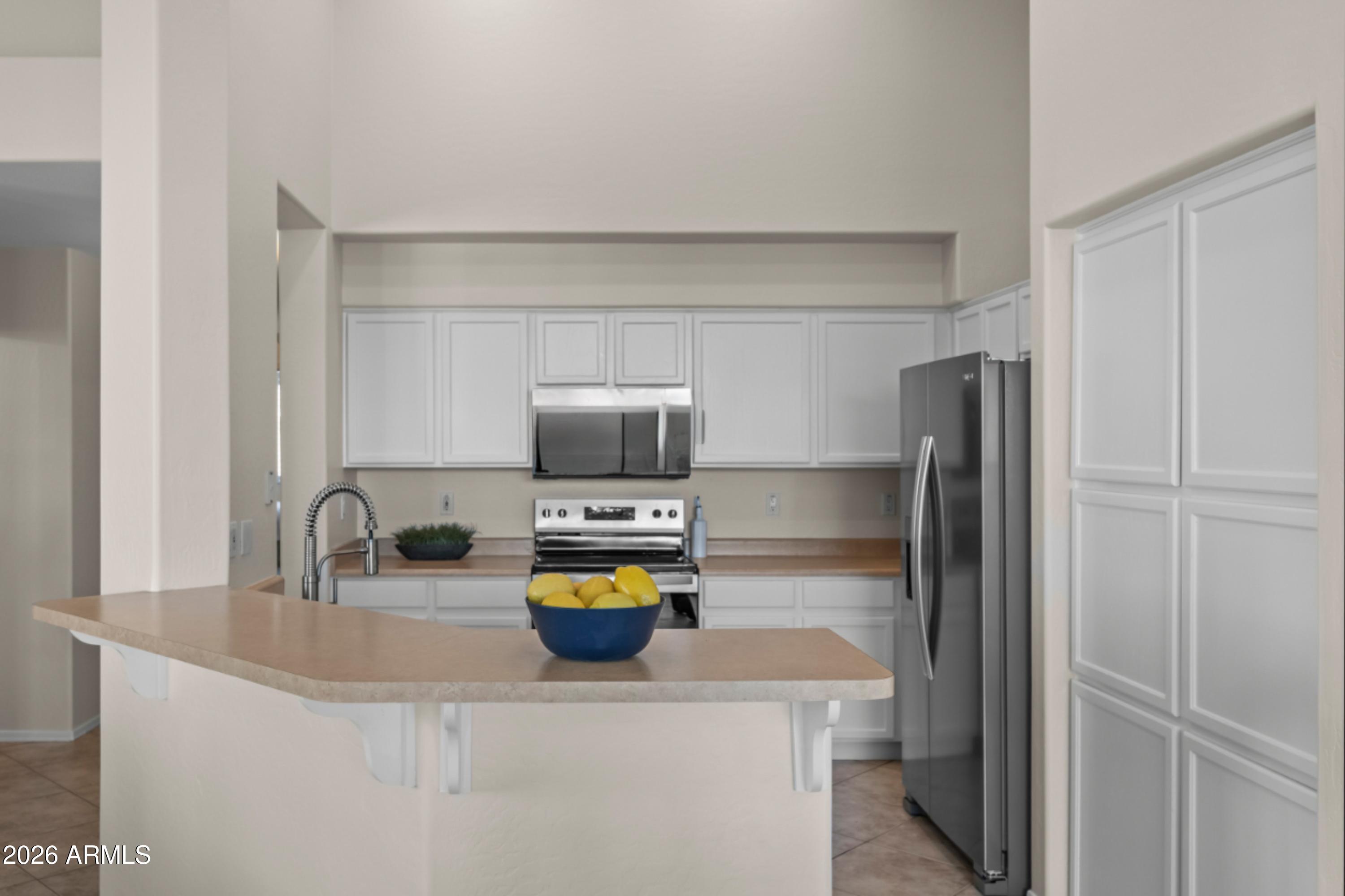 STONECLIFFE CONDOMINIUM - Residential