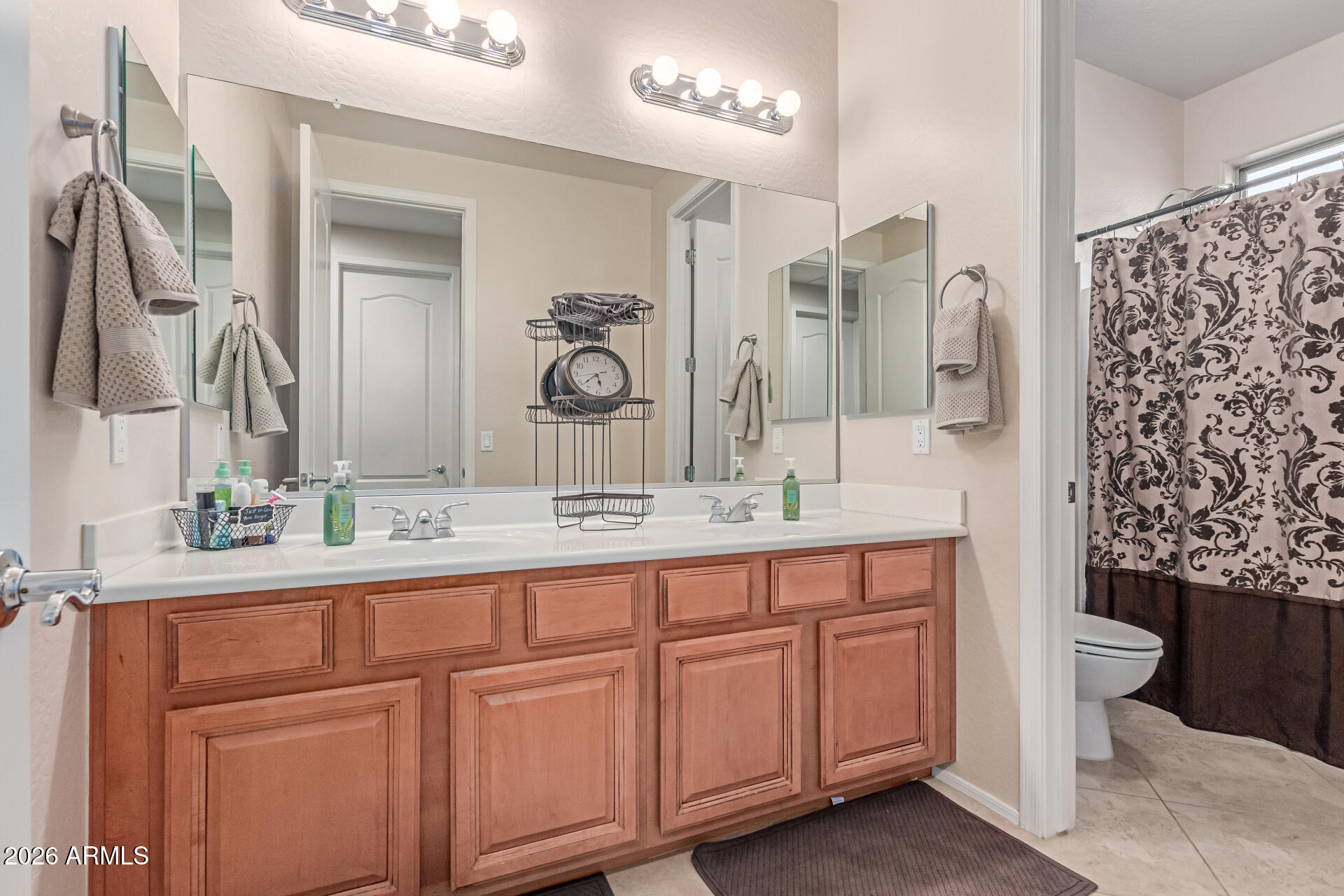 Surprise, Arizona, 85379, United States, 4 Bedrooms Bedrooms, ,4 BathroomsBathrooms,Residential,Active,2032434