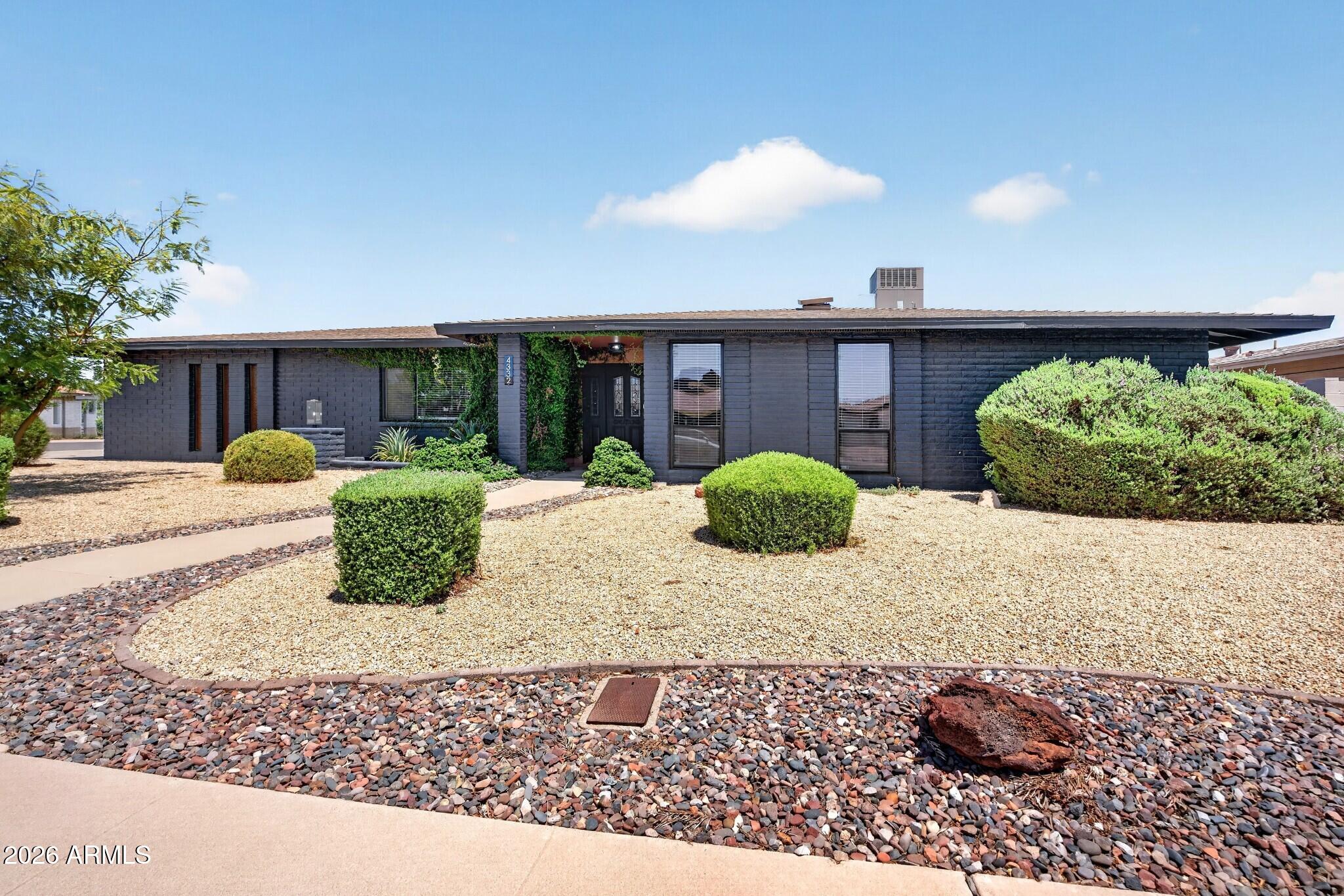 4332 W ECHO Lane