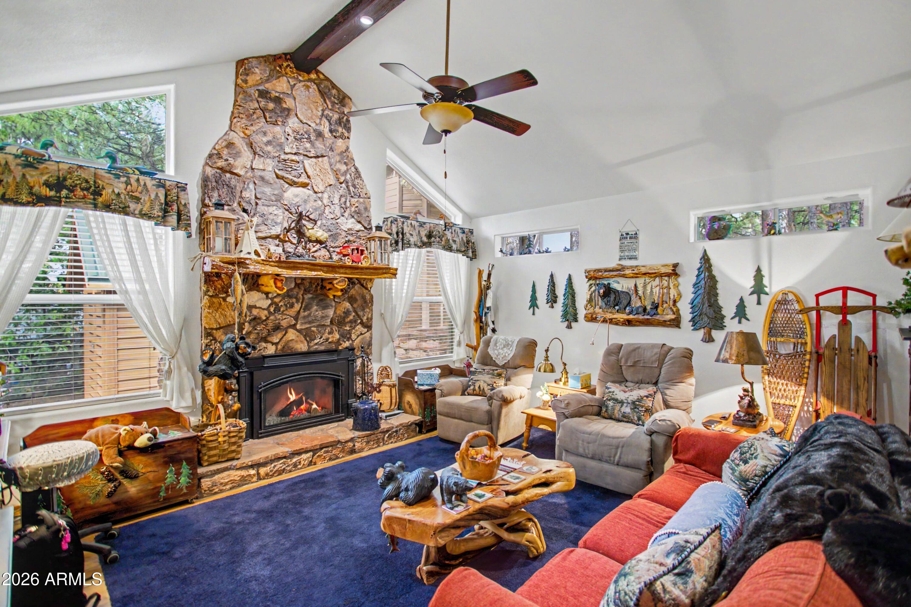 2211 E HANGING TREE Trail