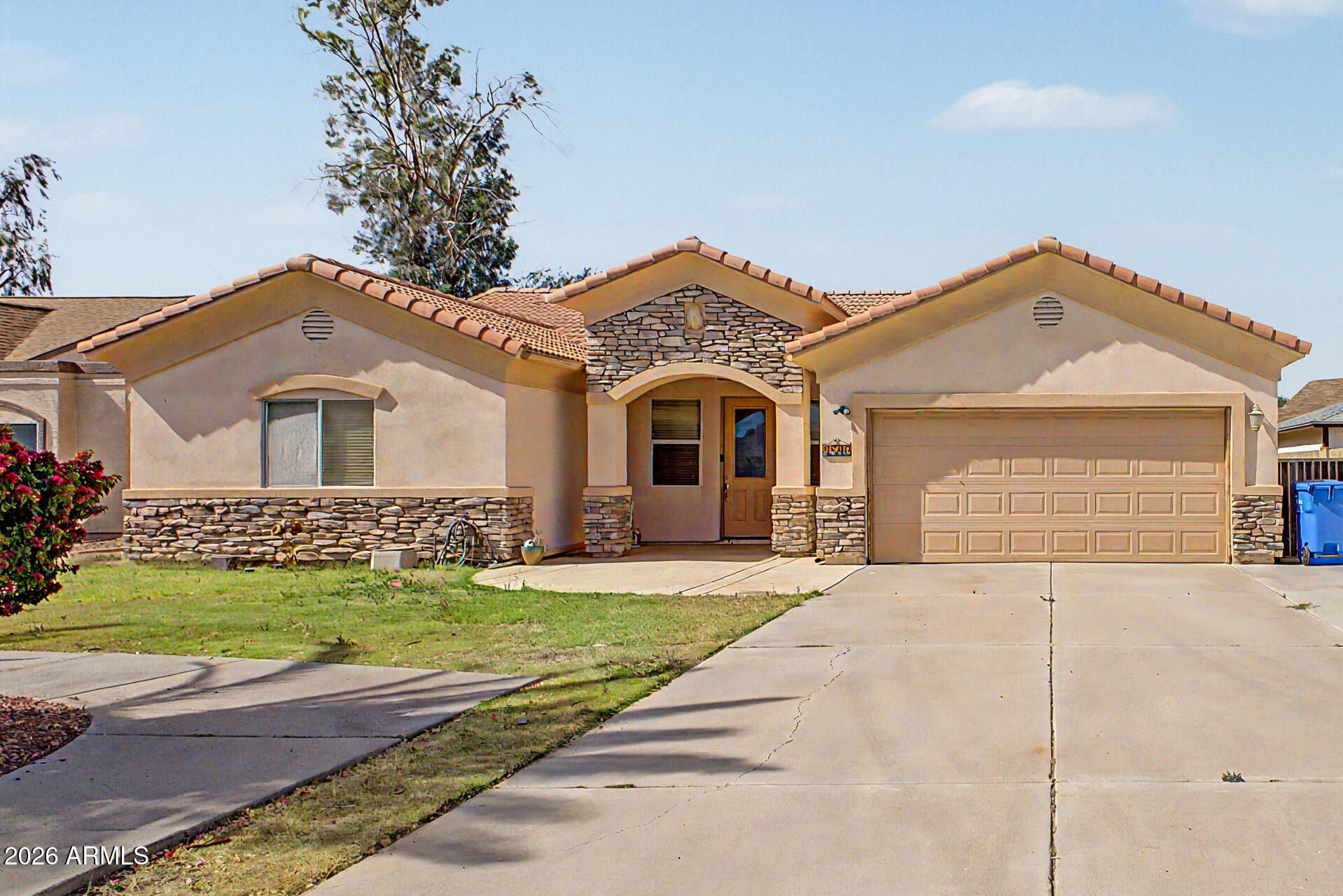 4540 W RENEE Drive