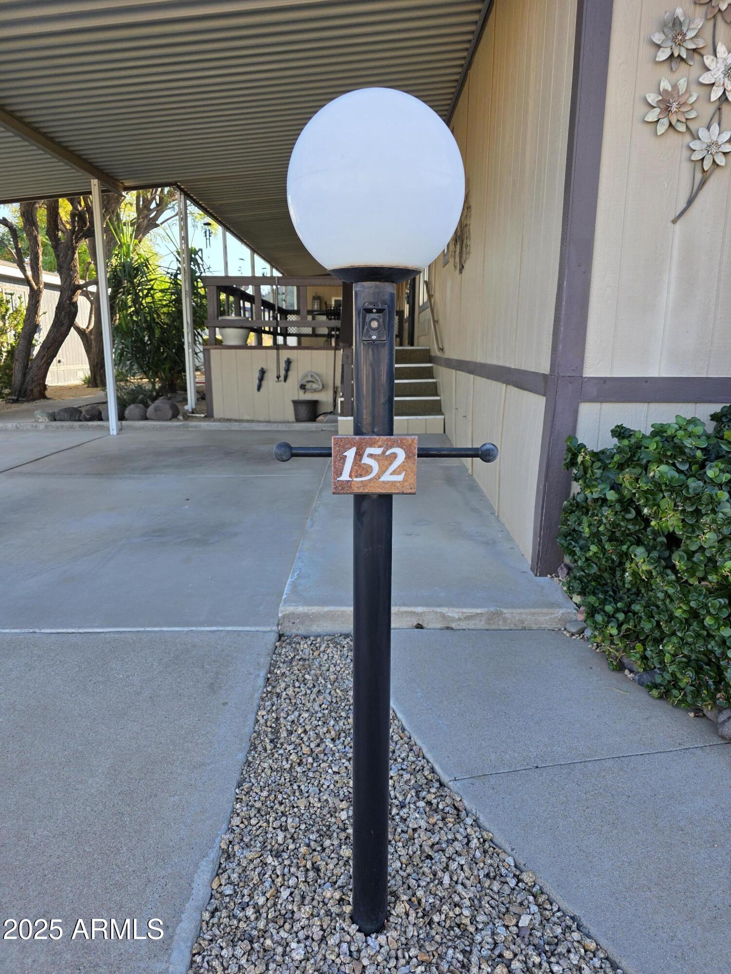 2233 E BEHREND Drive 152