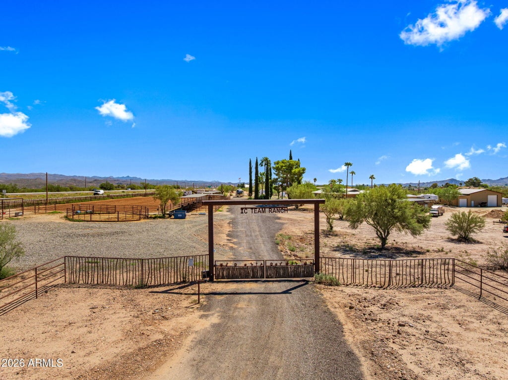 Photo of 37505 S Camino Blanco Road, Wickenburg, AZ 85390 (MLS # 7095408)