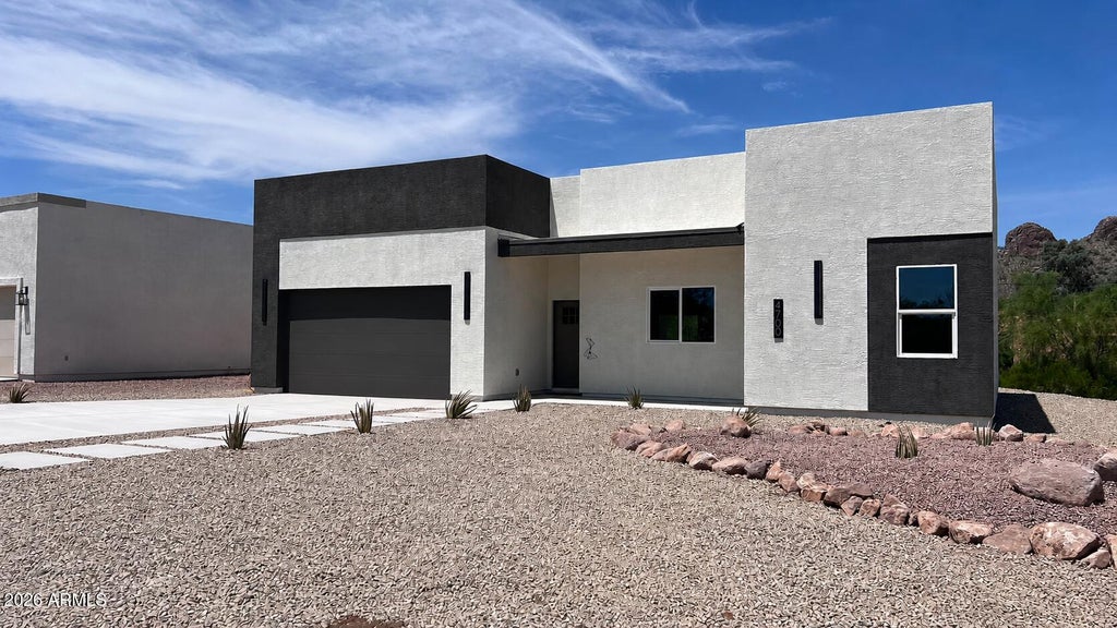 Photo of 4700 S Estrella Road, Gold Canyon, AZ 85118 (MLS # 7060971)