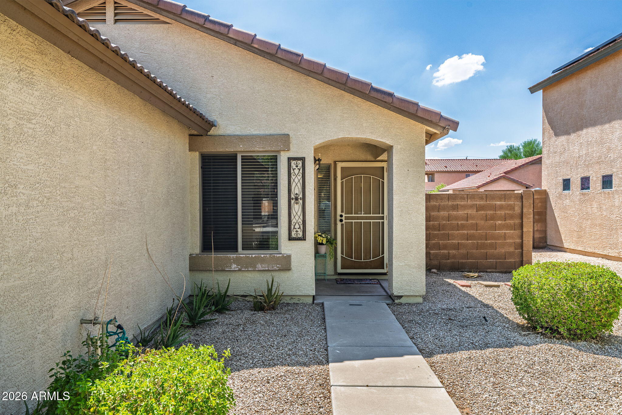 947 N MARIA Lane