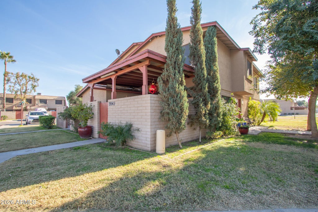 Photo of 3941 W Wonderview Road, Phoenix, AZ 85019 (MLS # 7073763)