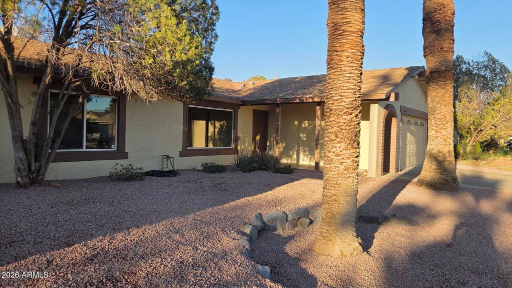 Photo of 2330 E Alameda Drive, Tempe, AZ 85282 (MLS # 6975795)