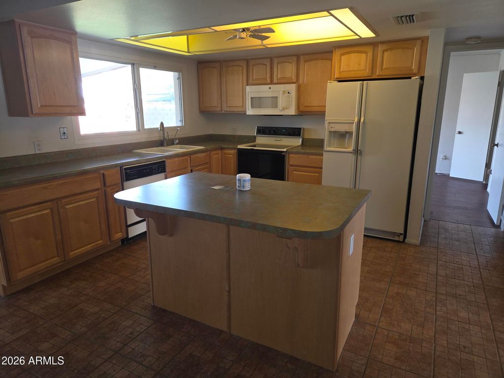 Photo of 2330 E Alameda Drive, Tempe, AZ 85282 (MLS # 6975795)