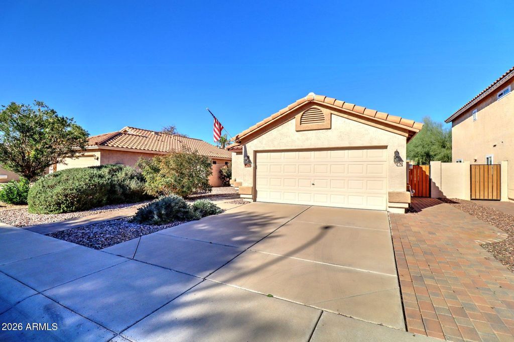 Photo of 1048 W Swan Drive, Chandler, AZ 85286 (MLS # 6969453)