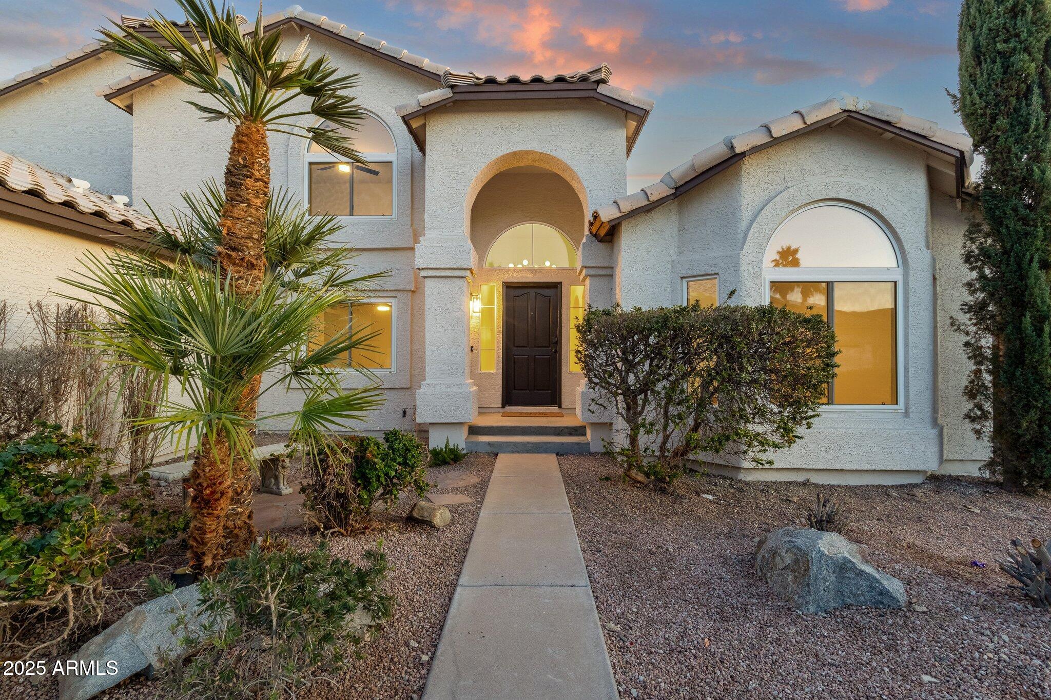 3037 E Bighorn Avenue