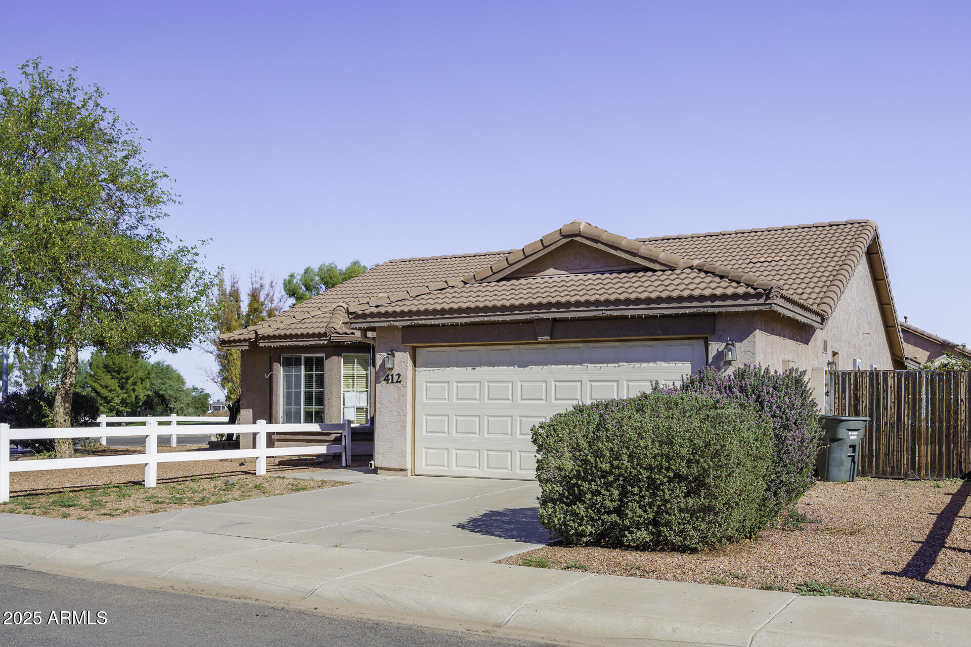 412 E DARTMOUTH Drive