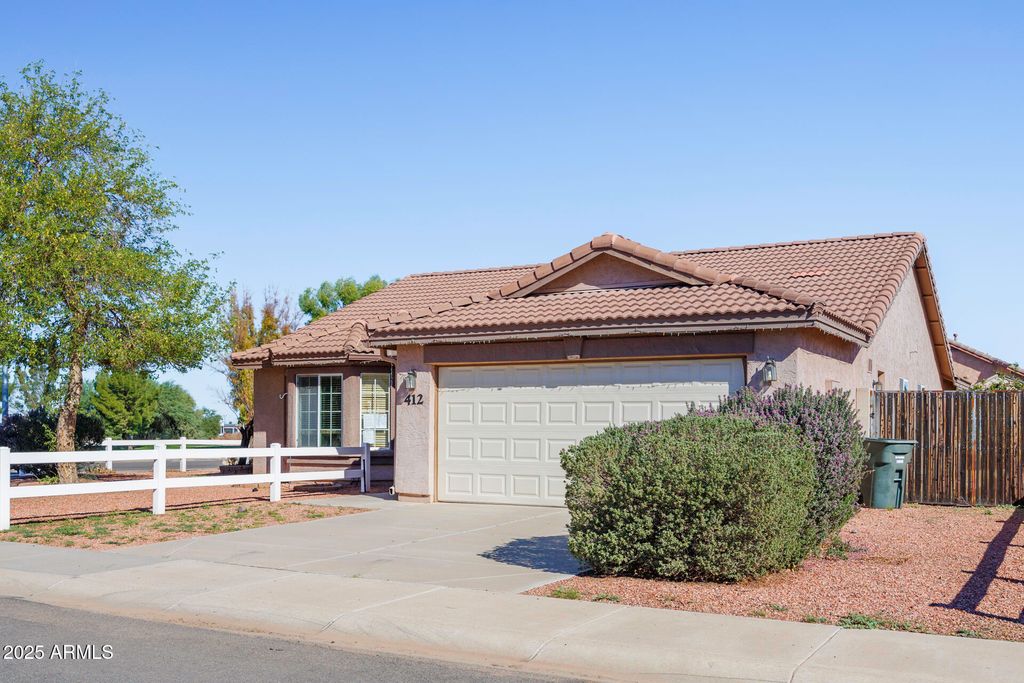 Photo of 412 E Dartmouth Drive, Casa Grande, AZ 85122 (MLS # 6919090)