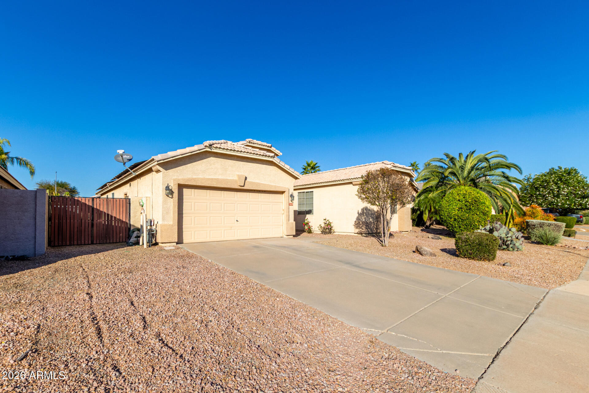 9628 E LINDNER Avenue