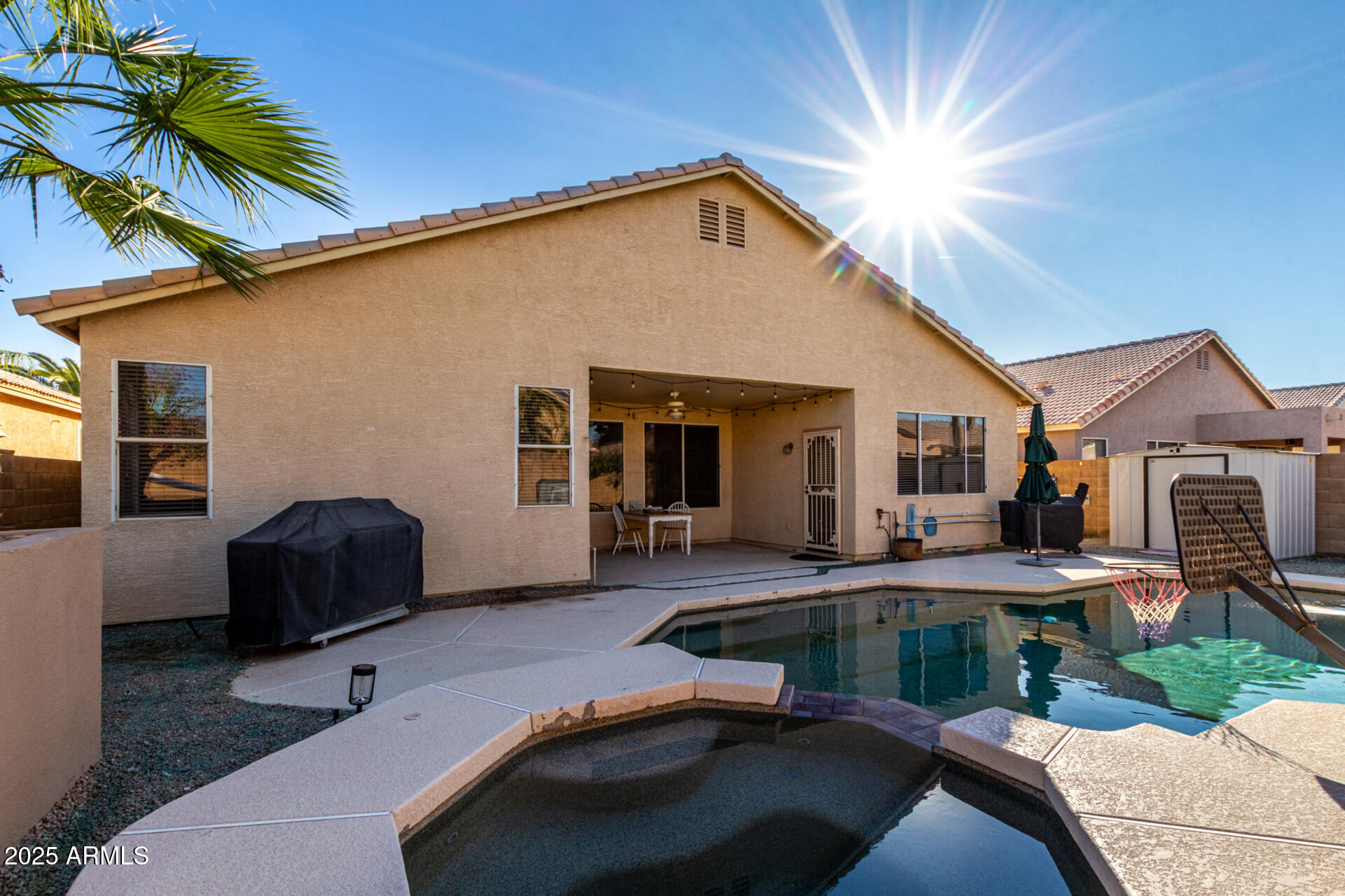 9628 E LINDNER Avenue