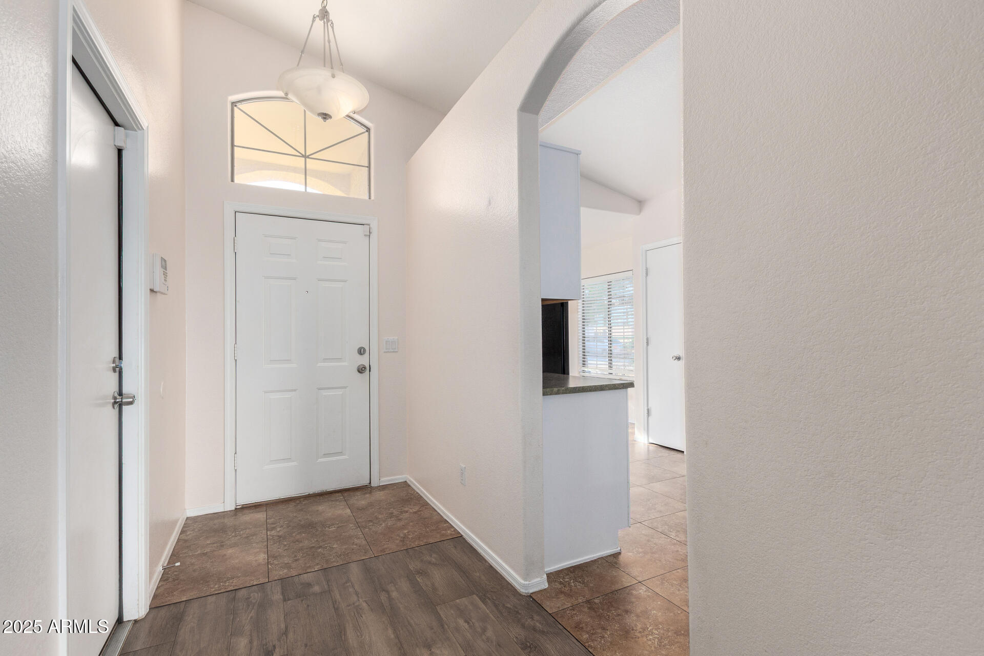 6606 W PRICKLY PEAR Trail