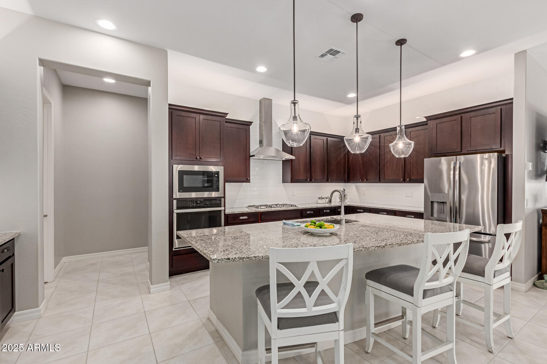 Homes 3 1036 W SIEBOLD TREE Avenue