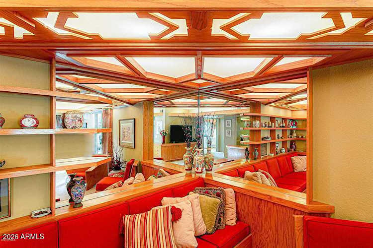 5225 N 24TH Street 201