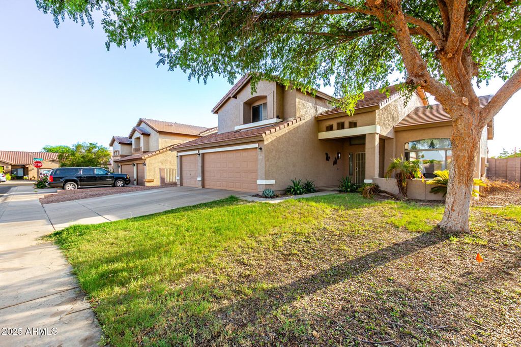 Photo of 3608 N 104th Avenue, Avondale, AZ 85392 (MLS # 6889182)