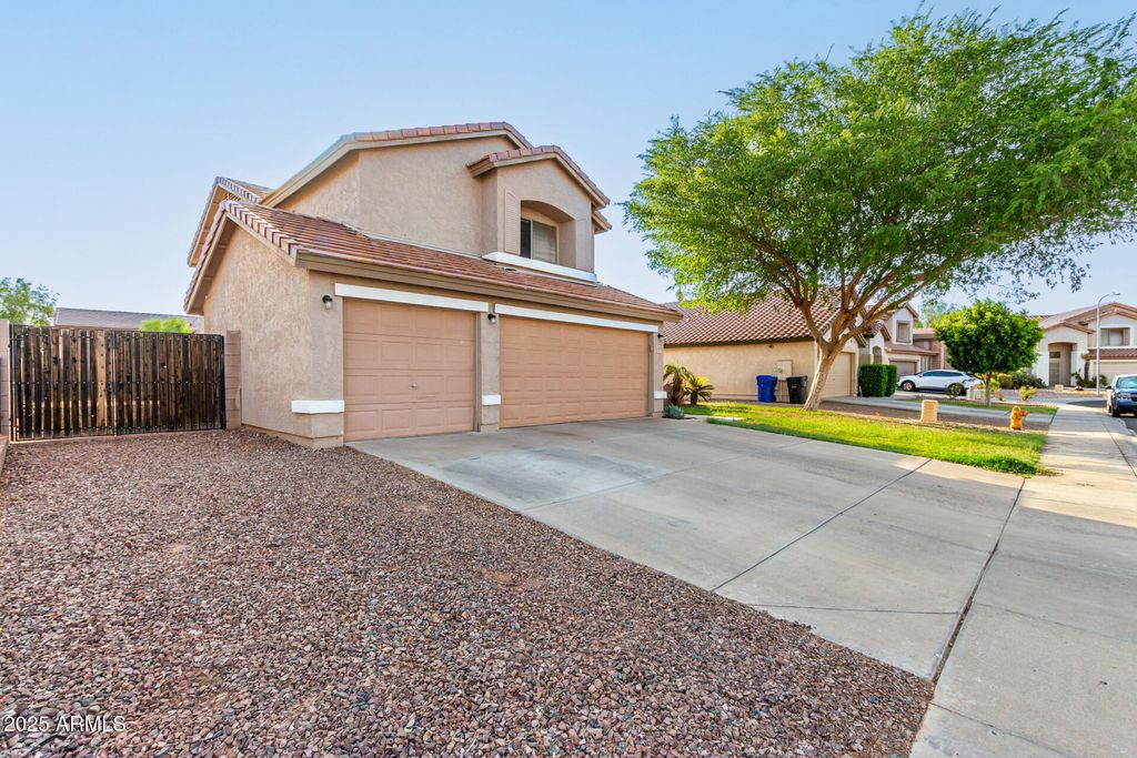 Photo of 3608 N 104th Avenue, Avondale, AZ 85392 (MLS # 6889182)