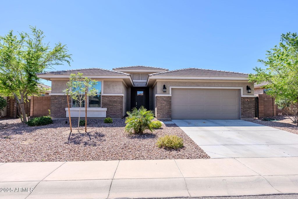 Photo of 4557 W South Butte Road, San Tan Valley, AZ 85144 (MLS # 6982507)