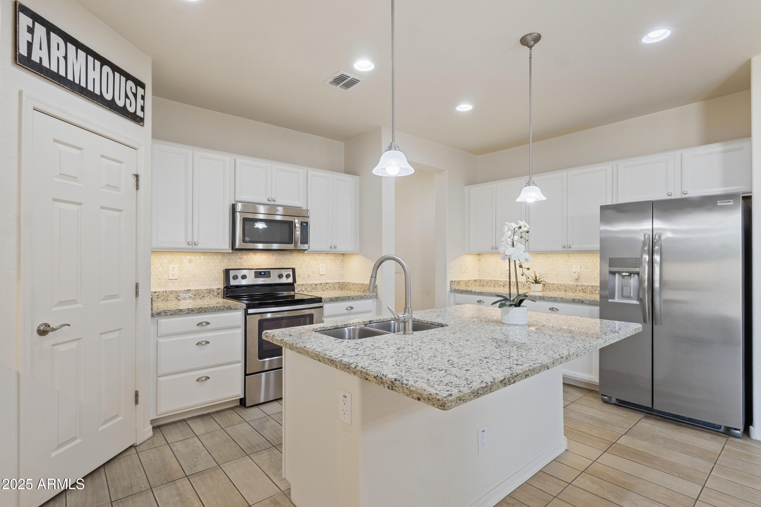 5313 S CHATSWORTH --