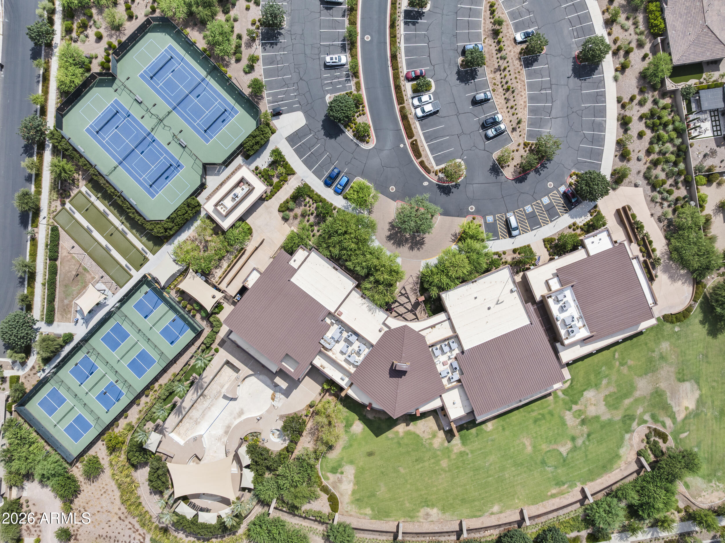 5313 S CHATSWORTH --