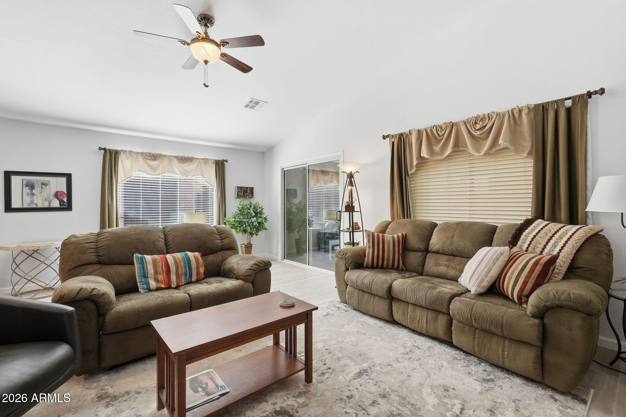 2386 E ANTIGUA Drive