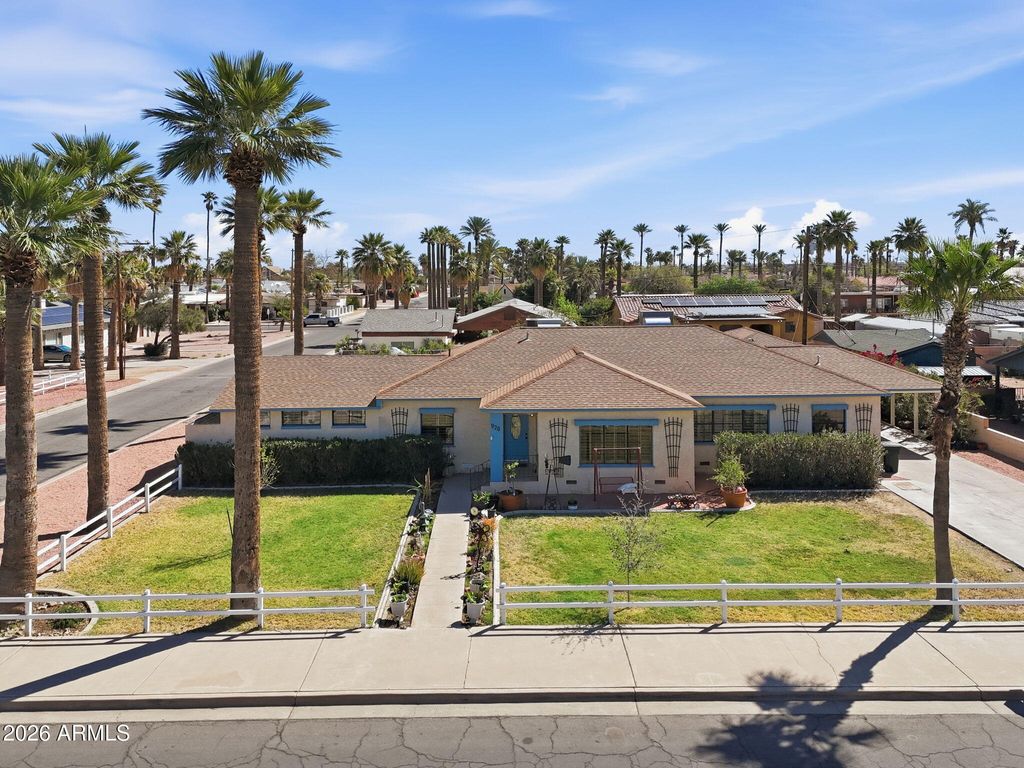 Photo of 928 N Brown Avenue, Casa Grande, AZ 85122 (MLS # 6996971)