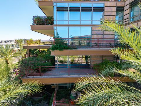 Photo of 7161 E Rancho Vista Drive #4007, Scottsdale, AZ 85251 (MLS # 6929368)