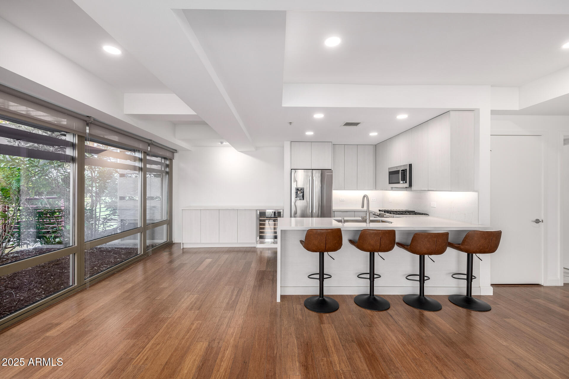 7161 E RANCHO VISTA Drive 4007