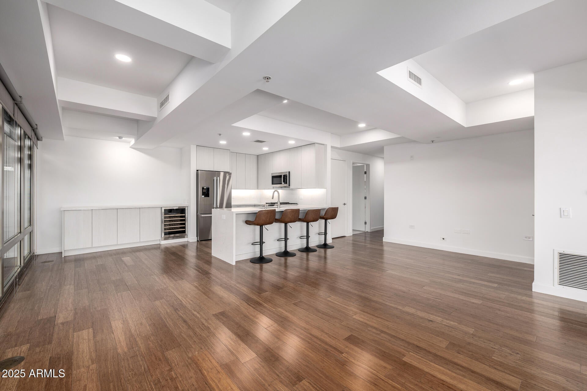7161 E RANCHO VISTA Drive 4007