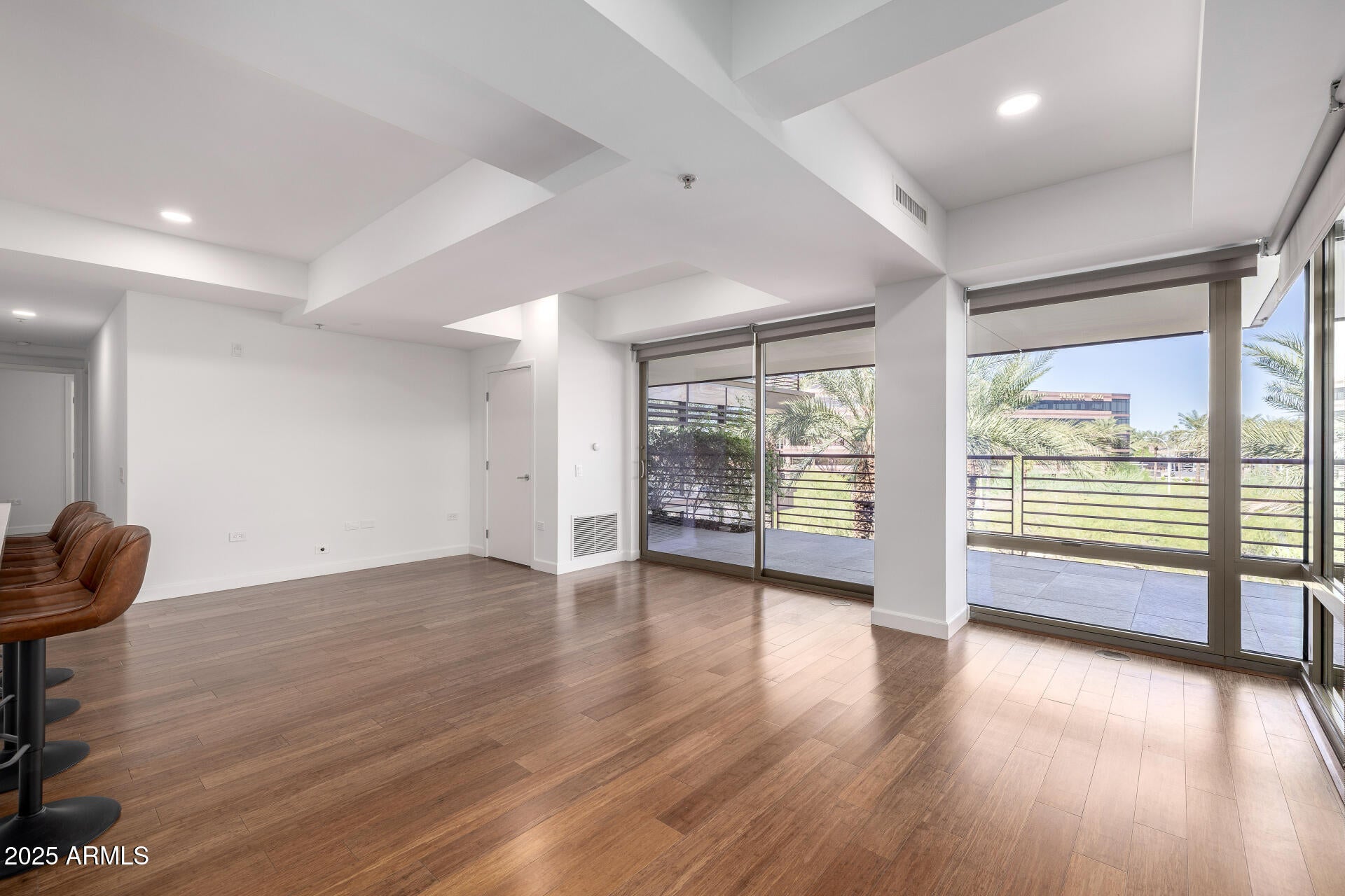 7161 E RANCHO VISTA Drive 4007