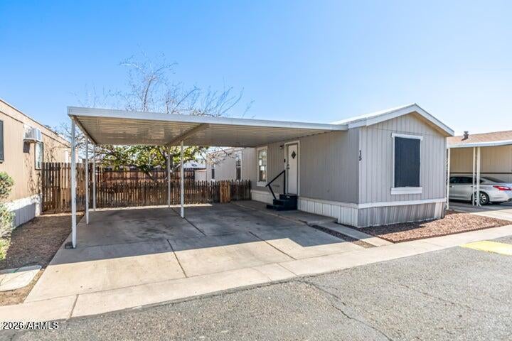 8427 W GLENDALE Avenue 15