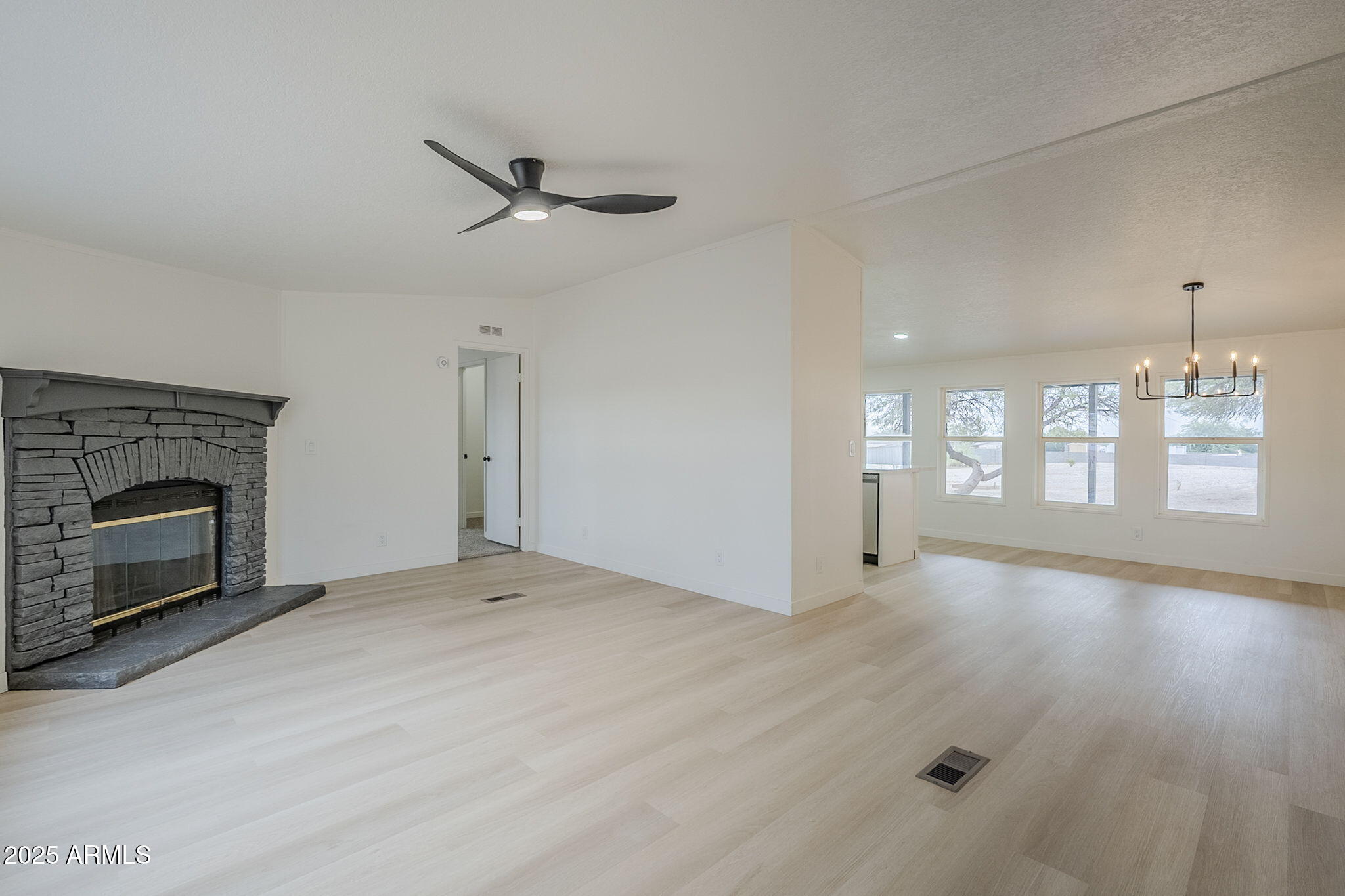 18119 W PEAKVIEW Road