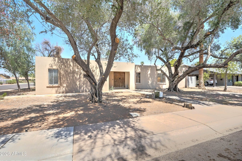 Photo of 498 W Gail Drive, Chandler, AZ 85225 (MLS # 7090250)