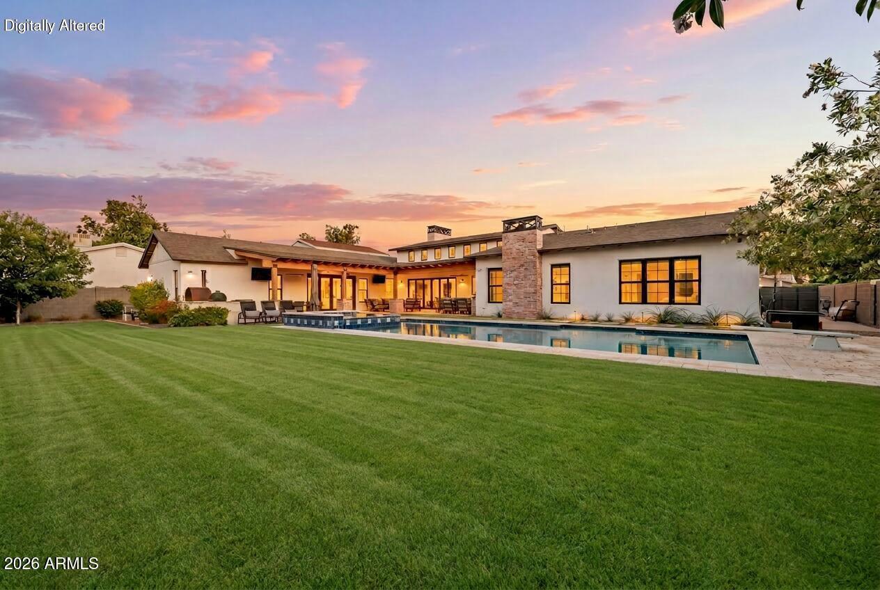 1144 W LAWRENCE Lane