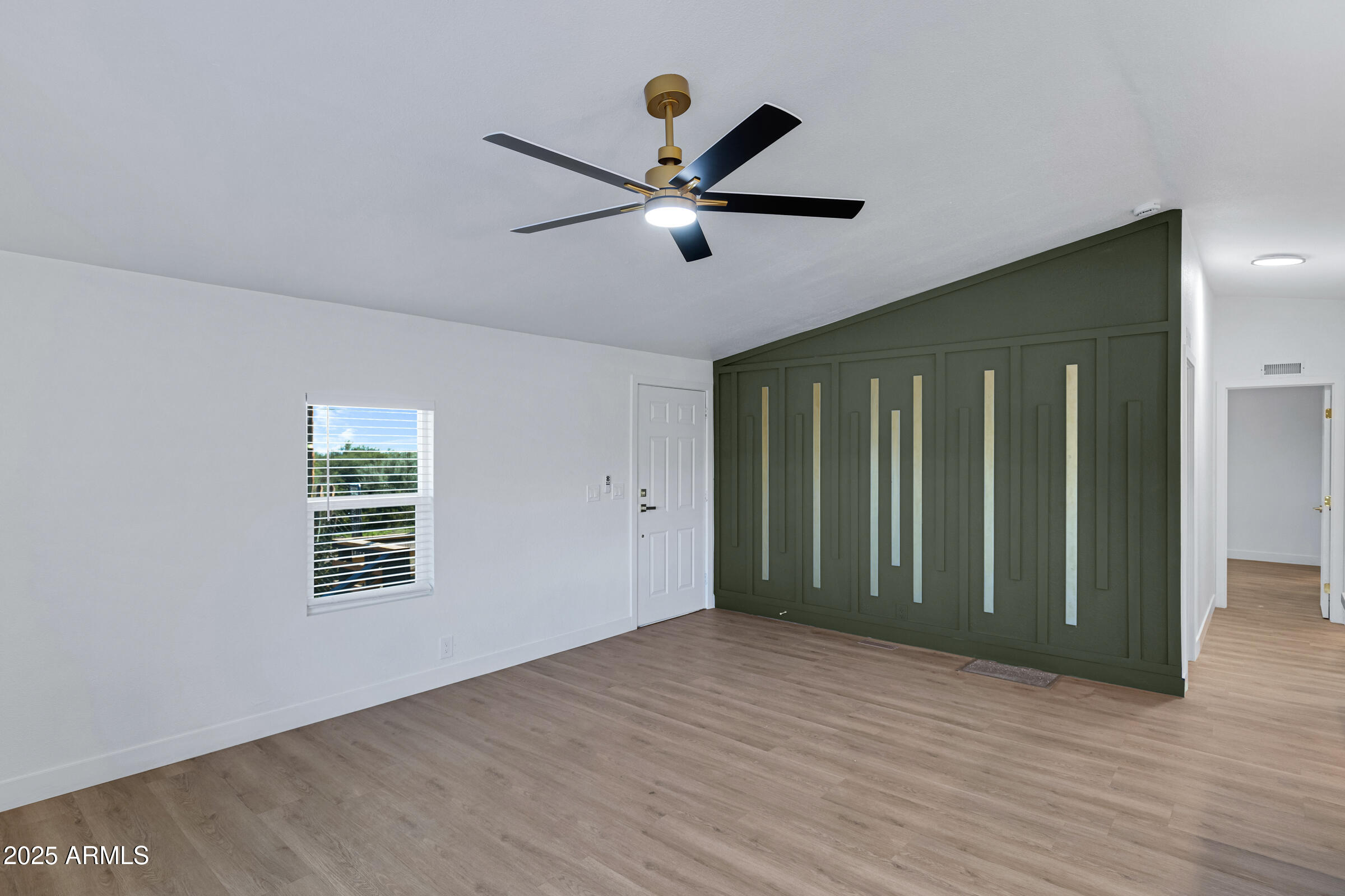 4556 N IRONWOOD Drive N