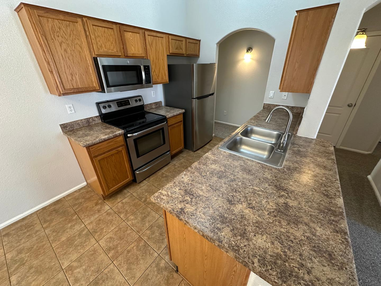 838 E Mountain View Road