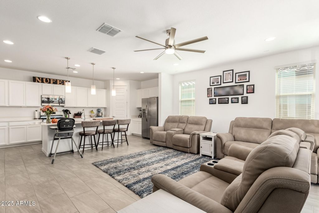 Photo of 2574 S Barks Canyon Trail, Apache Junction, AZ 85119 (MLS # 6928461)