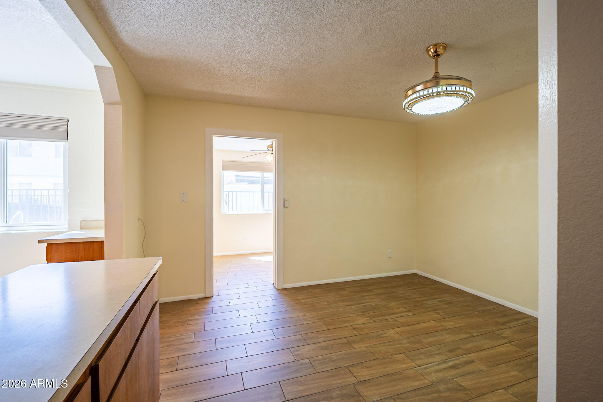 2569 W Berridge Lane D-115