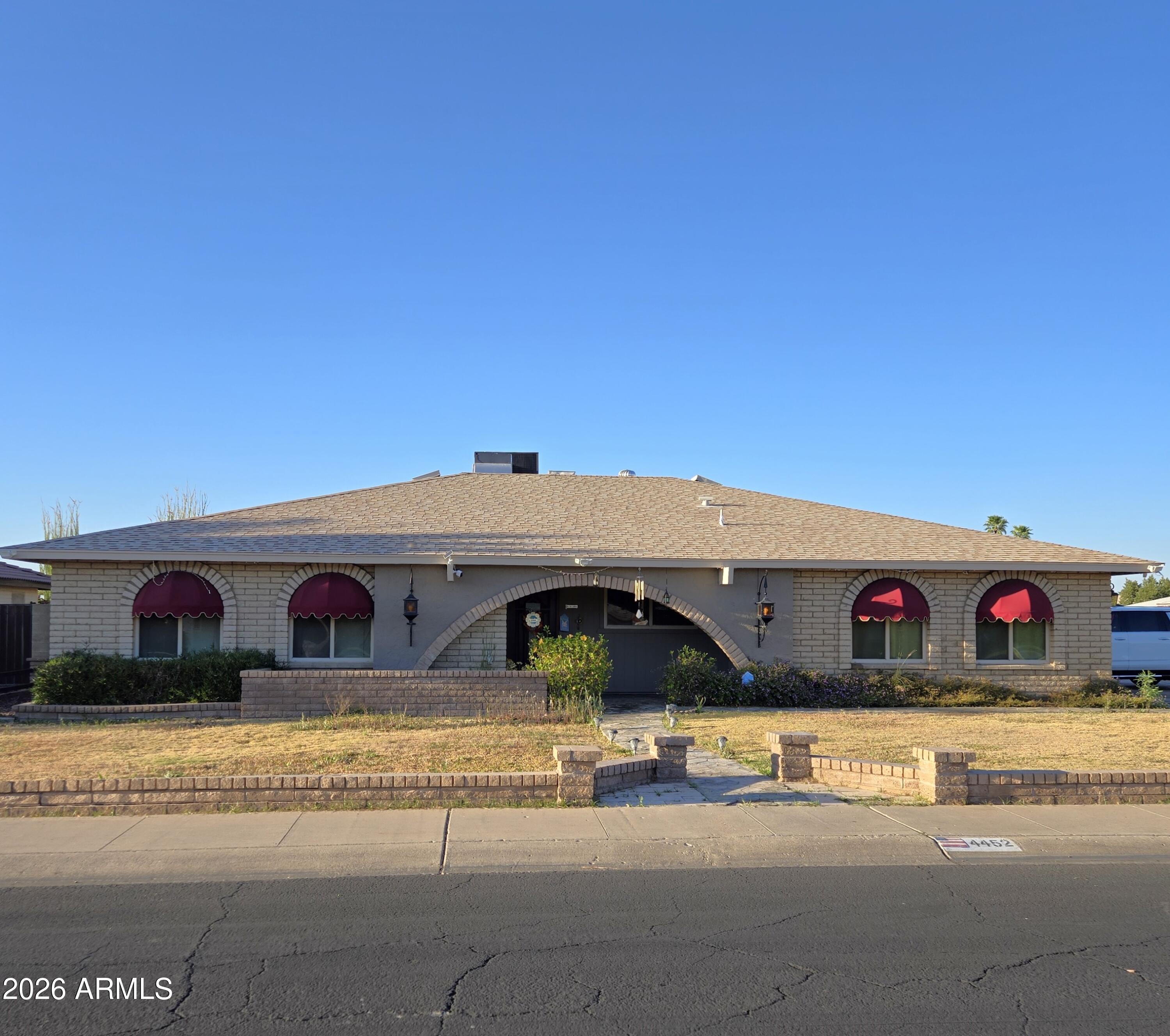 4452 W WINDROSE Drive