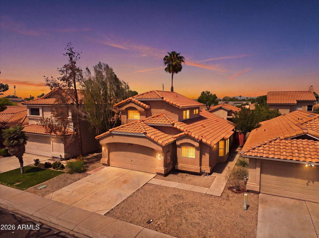 Photo of 7942 W Paradise Drive, Peoria, AZ 85345 (MLS # 7078847)