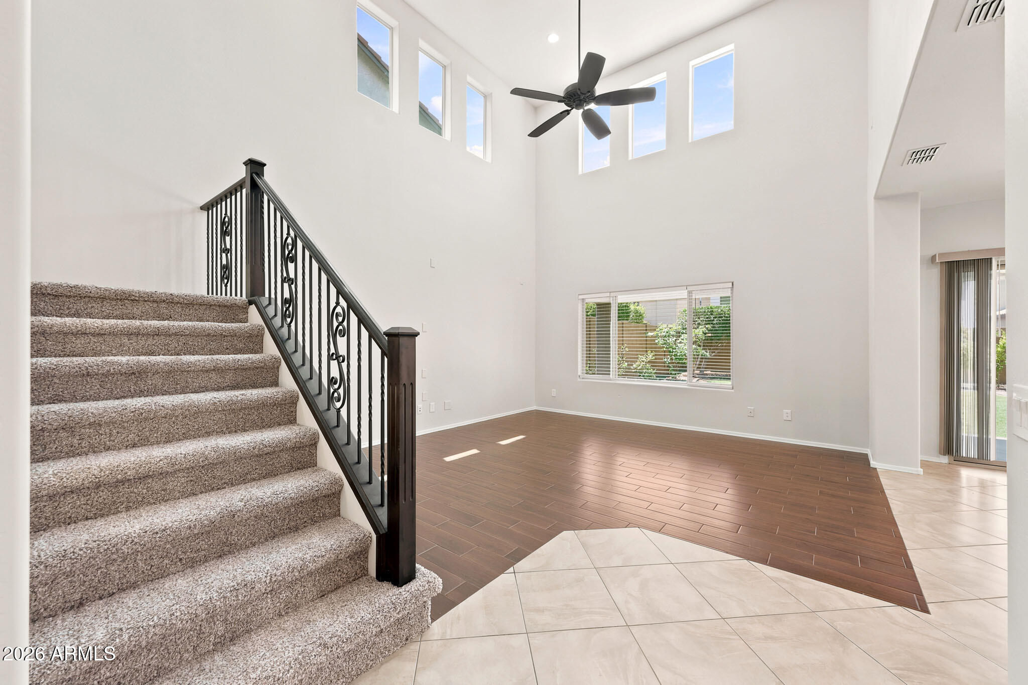 1823 W FETLOCK Trail