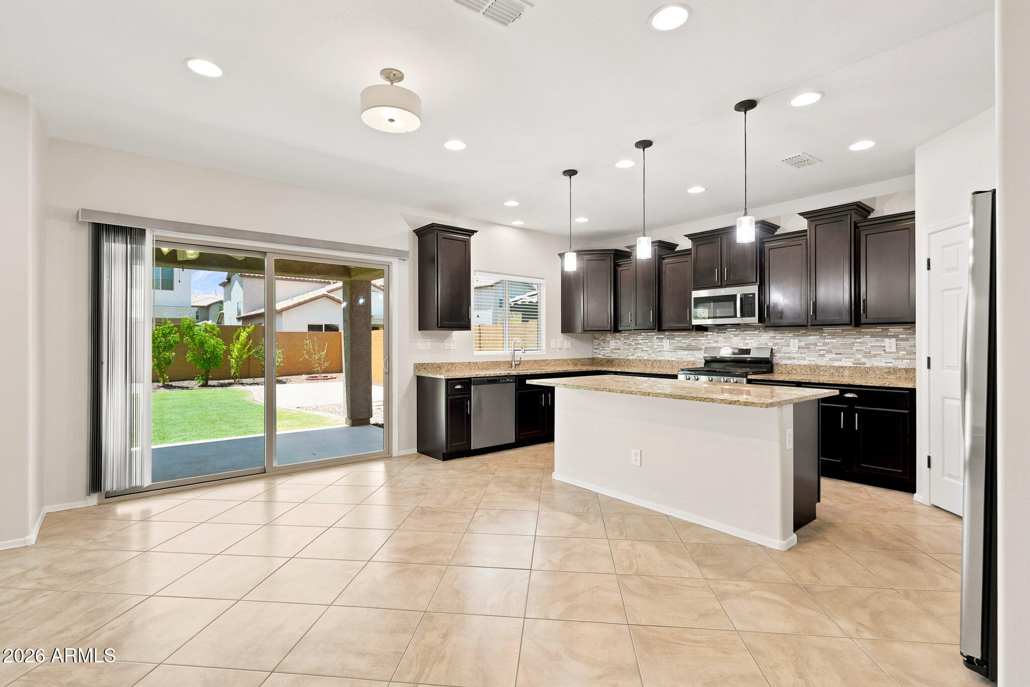 1823 W FETLOCK Trail