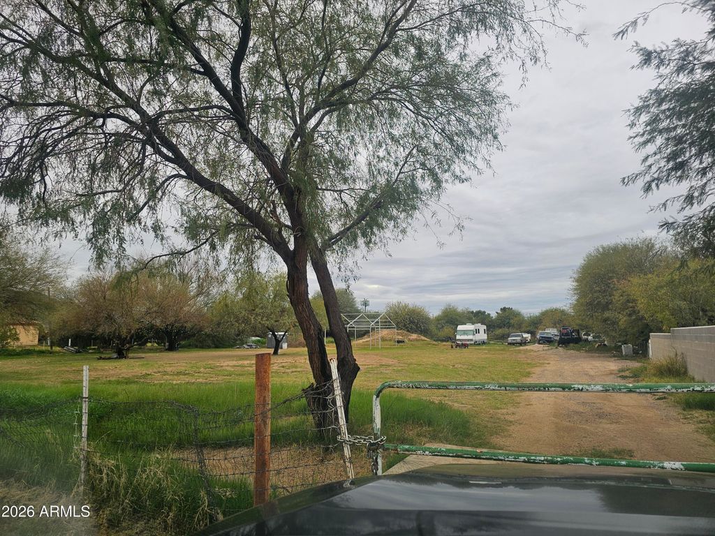 Photo of 8230 S 20th Avenue #-, Phoenix, AZ 85041 (MLS # 7049082)