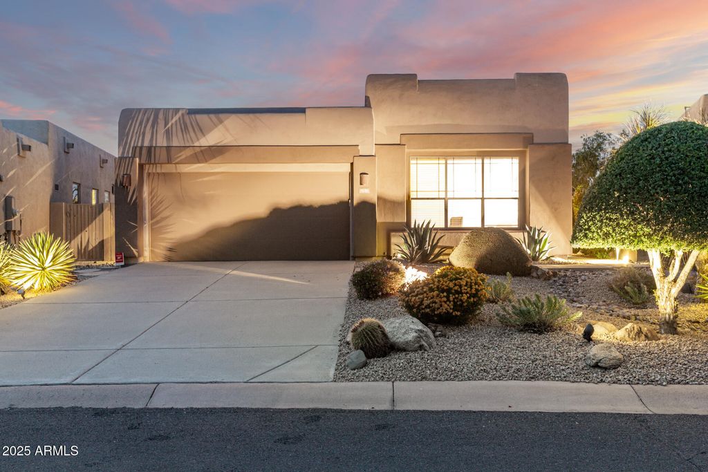 Photo of 9640 E Chuckwagon Lane, Scottsdale, AZ 85262 (MLS # 6915373)