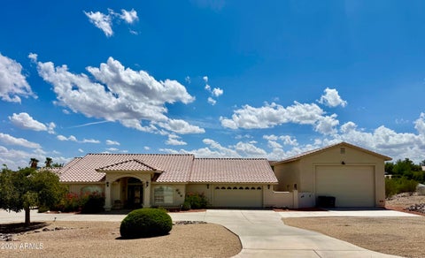Photo of 2055 W Yucca Drive, Wickenburg, AZ 85390 (MLS # 7075444)